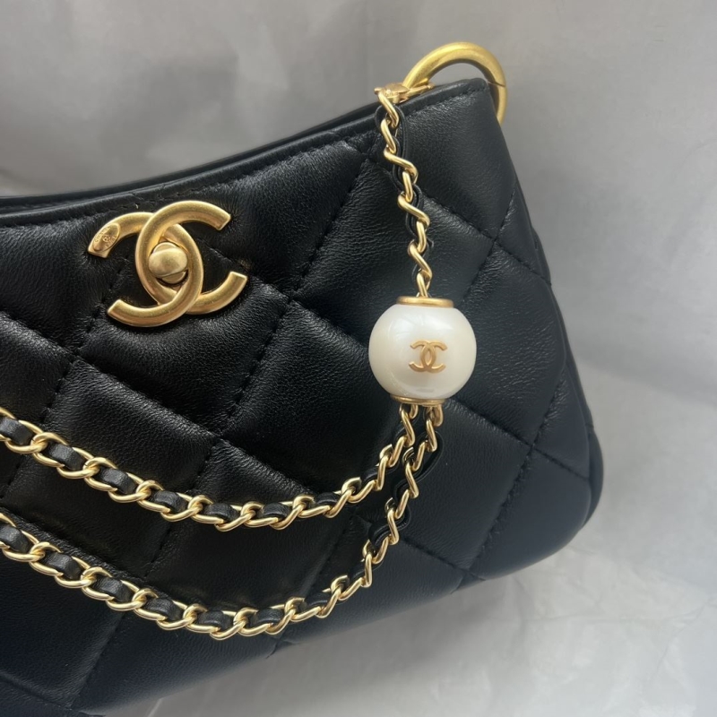 Ch**el hobo bags